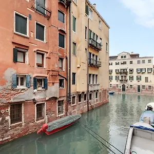 Cannaregio Canal View - Marco Polo By Wonderful Italy Venise
