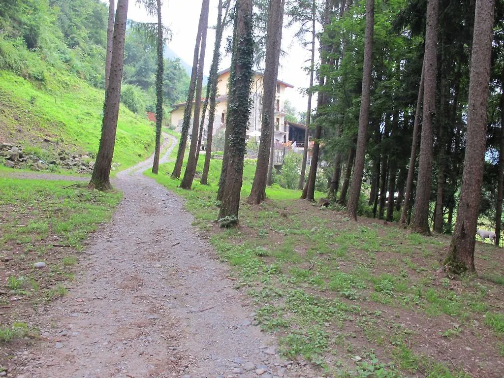 Agriturismo Madonna Dei Ceppi Lezzeno Italy