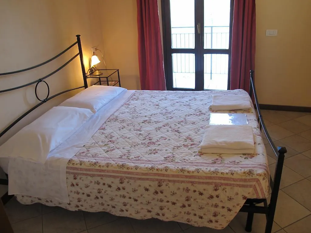 Farm stay Agriturismo Madonna Dei Ceppi Lezzeno Italy