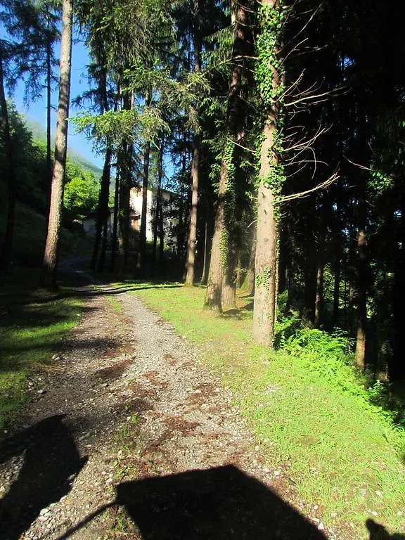 Agriturismo Madonna Dei Ceppi Lezzeno Italie